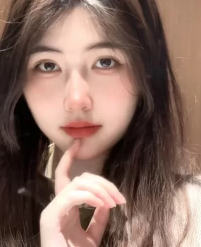 清远02年嫩妹