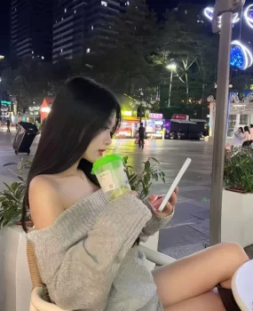 00后丰乳肥臀,前凸后翘配合度极高