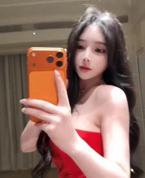 大胸骚妹会日语挑逗