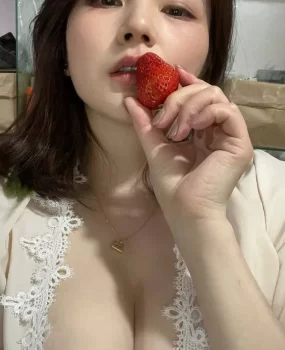 青岛黄岛区大胸美娇娘