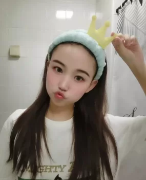 极品小只女