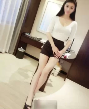 香港楼凤 冰玲 享受！