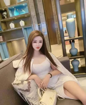 太原兼职白嫩妹妹，胸大身材好，水多温柔