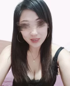 黄岛的漂亮熟女